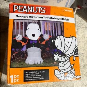 NEW Gemmy Peanuts Snoopy Airblown Lighted Inflatable for Halloween.